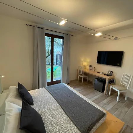 B&B Charming Boutique